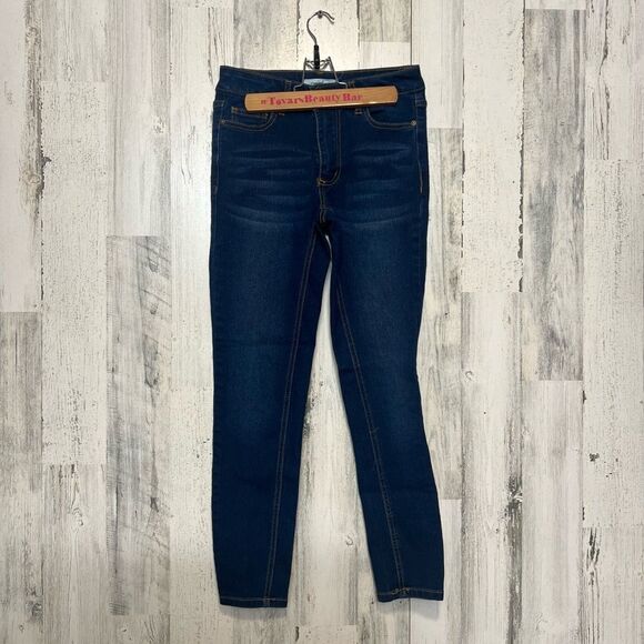 Blue jeans - Picture 2 of 4